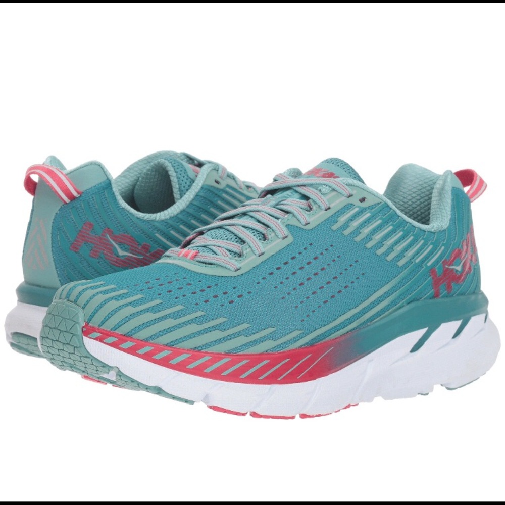 Hoka One One Women’s Clifton 5 sz 8.5 B